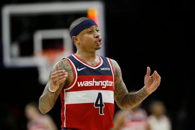 起巴萨球员 起巴萨球员