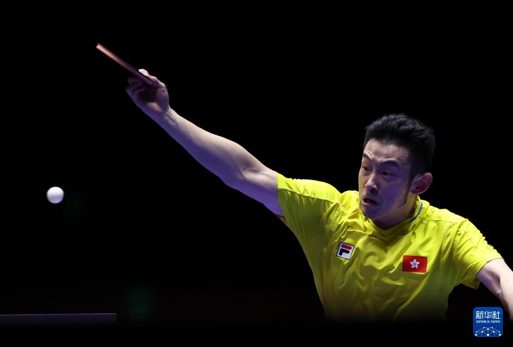 促使他们在 促使他们在