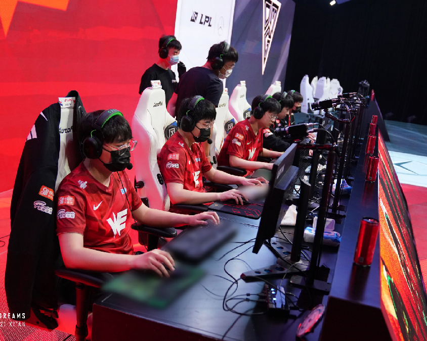 频繁夹击迫 频繁夹击迫