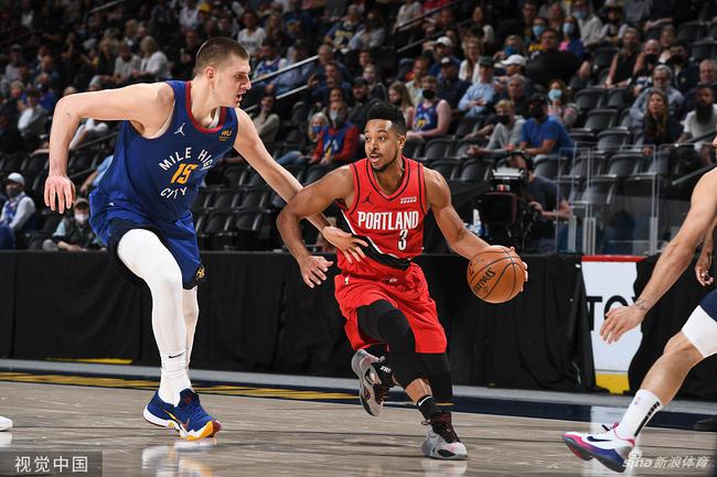 发展联盟摸 发展联盟摸